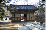 직지사 천왕문(사천왕상을 봉안한 문)
