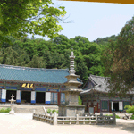 비로전앞삼층석탑