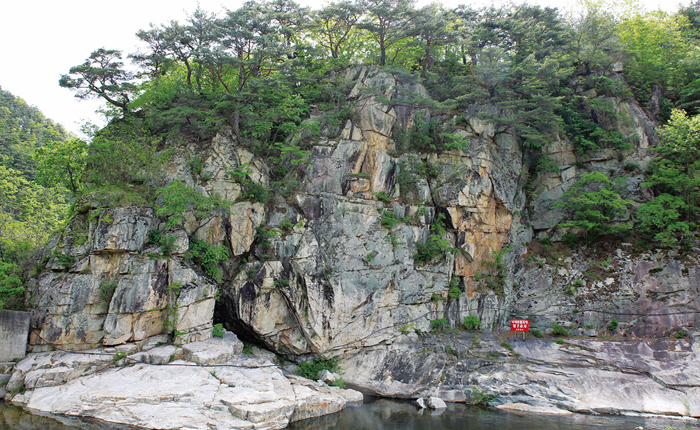 Muheul Nine Valley (Sudo Valley)