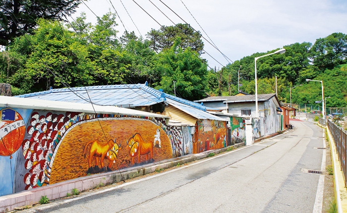 Jasan-dong Graffiti Village