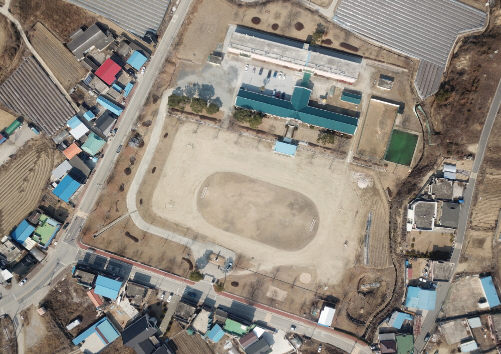 감문중학교 운동장 항공샷
