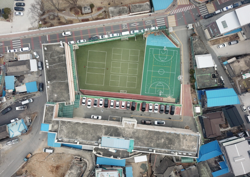 석천중학교 운동장 항공샷