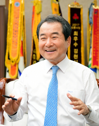 김천시장 김충섭